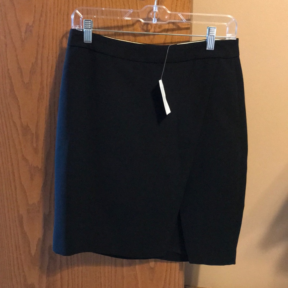 NWT Banana Republic lined black dress skirt
